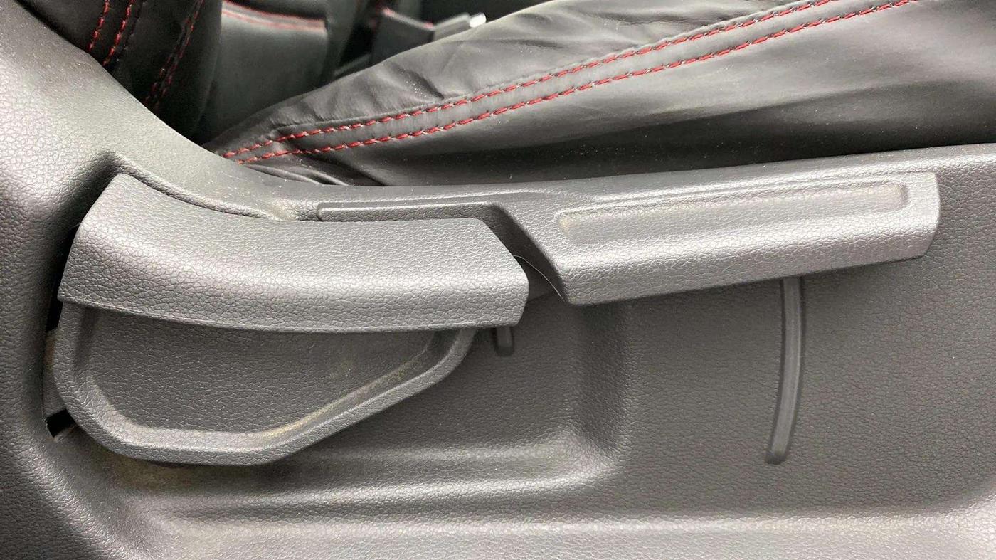 2020 Hyundai AURA SX PLUS 1.2 AMT, Petrol, Automatic, 57,728 km, Driver Side Adjustment Panel