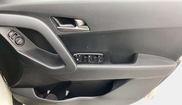 2018 Hyundai Creta SX PLUS 1.6 PETROL DUAL TONE, Petrol, Manual, 77,264 km, Driver Side Door Panels Control