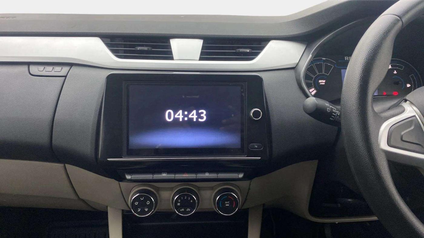2019 Renault TRIBER RXZ, Petrol, Manual, 23,210 km, Air Conditioner