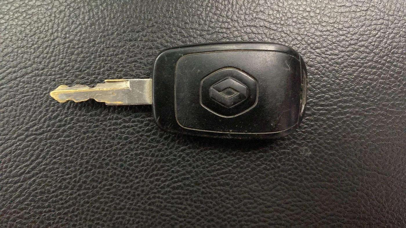 2016 Renault Kwid RXL, Petrol, Manual, 38,364 km, Key Close Up