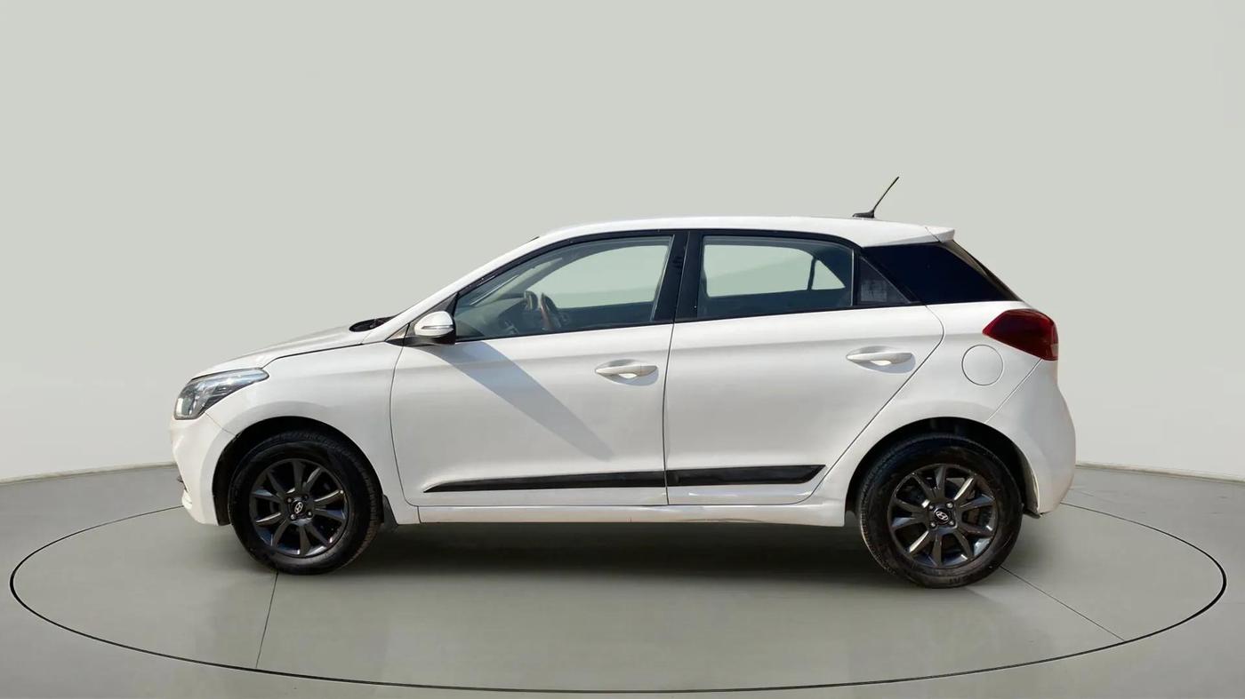2019 Hyundai Elite i20 SPORTZ PLUS 1.2, Petrol, Manual, 59,146 km, Left Side