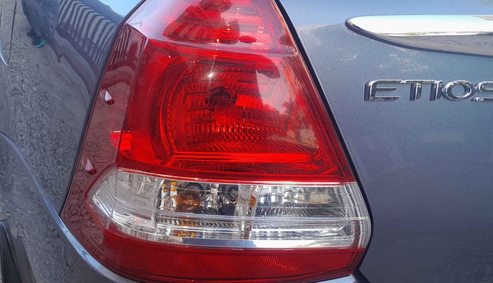 2013 Toyota Etios G, Petrol, Manual, 39,467 km, Left tail light - Reverse gear light not functional