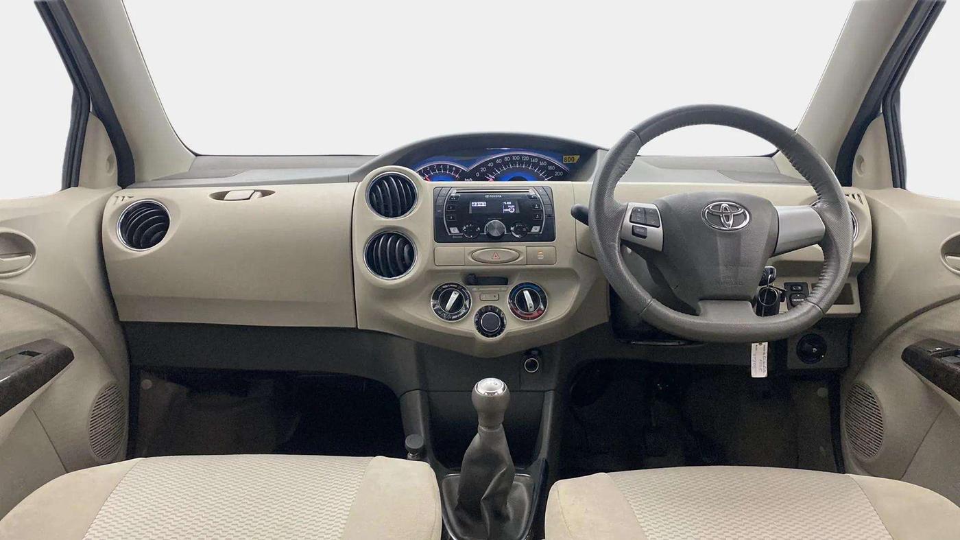 2015 Toyota Etios VX, Petrol, Manual, 4,703 km, Dashboard