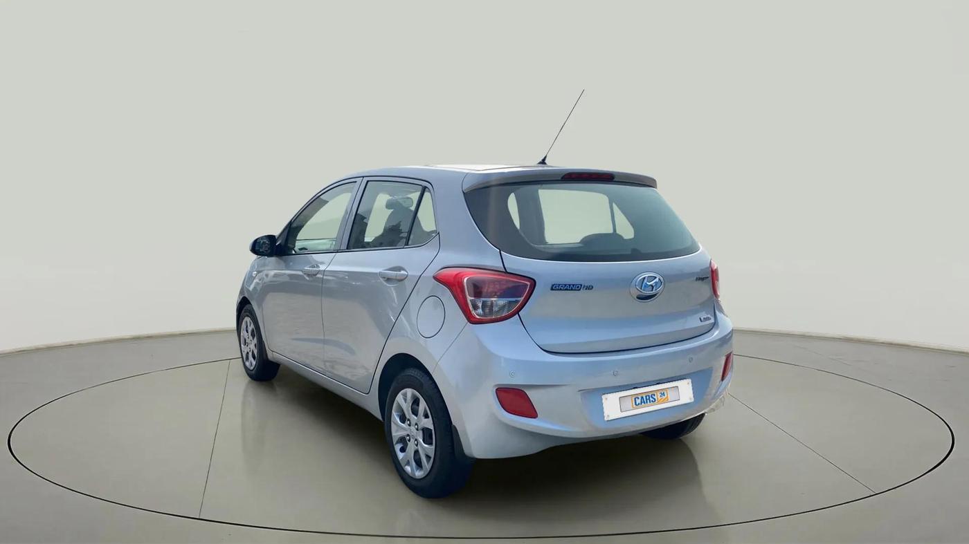 2016 Hyundai Grand i10 MAGNA AT 1.2 KAPPA VTVT, Petrol, Automatic, 27,249 km, Left Back Diagonal