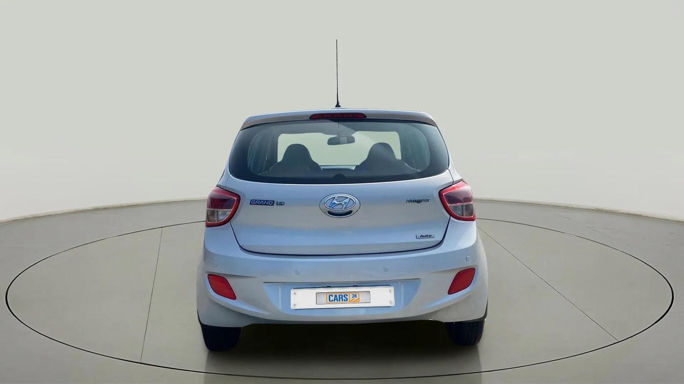 2016 Hyundai Grand i10 MAGNA AT 1.2 KAPPA VTVT, Petrol, Automatic, 27,249 km, Back/Rear