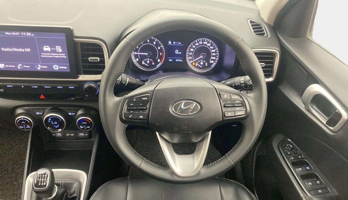 2021 Hyundai VENUE SX 1.0 TURBO IMT, Petrol, Manual, 29,141 km, Steering Wheel Close Up