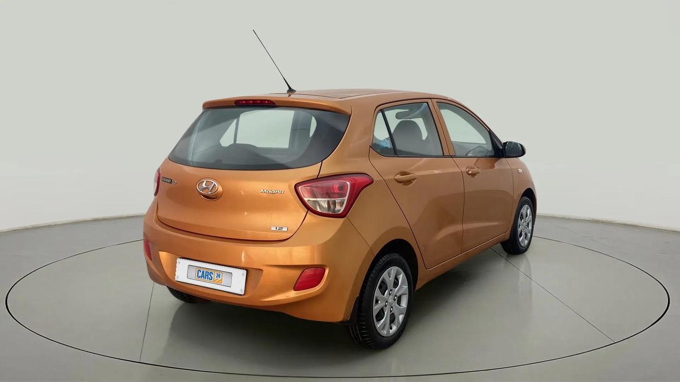 2016 Hyundai Grand i10 MAGNA 1.2 KAPPA VTVT, Petrol, Manual, 35,516 km, Right Back Diagonal