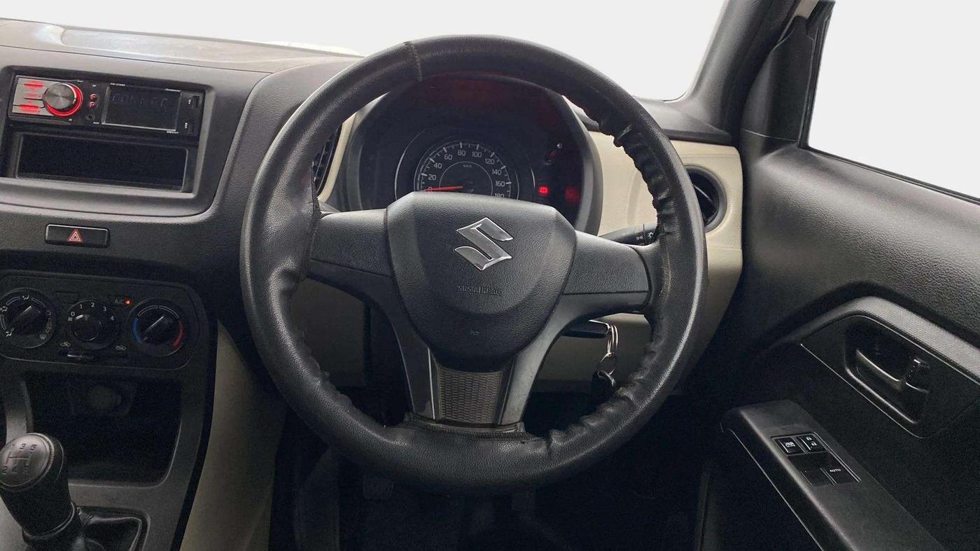 2022 Maruti New Wagon-R LXI 1.0, Petrol, Manual, 42,239 km, Steering Wheel Close Up