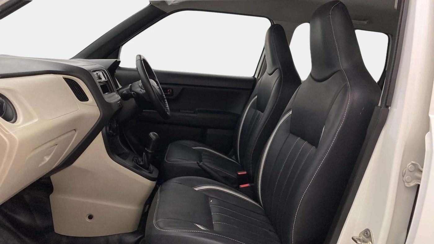 2022 Maruti New Wagon-R LXI 1.0, Petrol, Manual, 42,239 km, Right Side Front Door Cabin