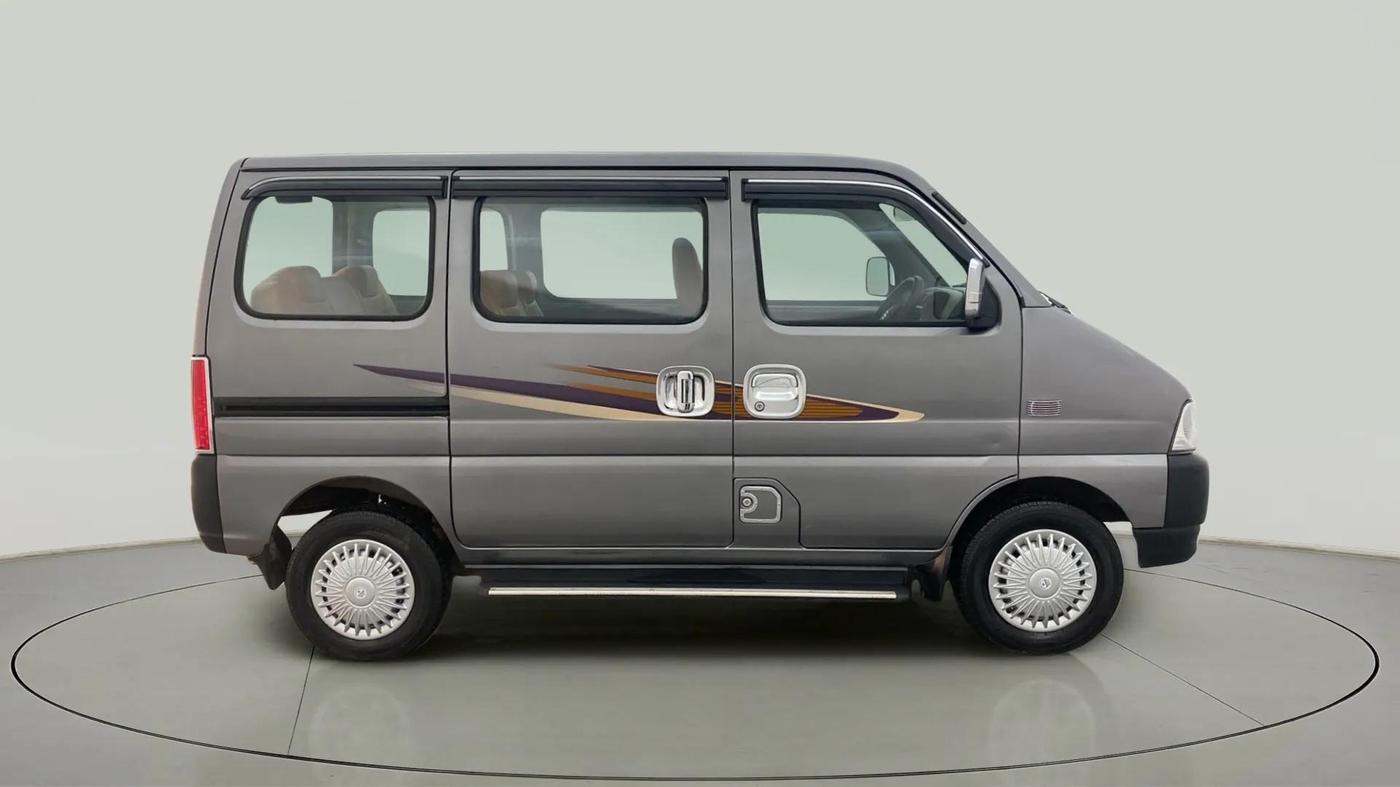 2021 Maruti Eeco 7 STR, Petrol, Manual, 22,789 km, Right Side