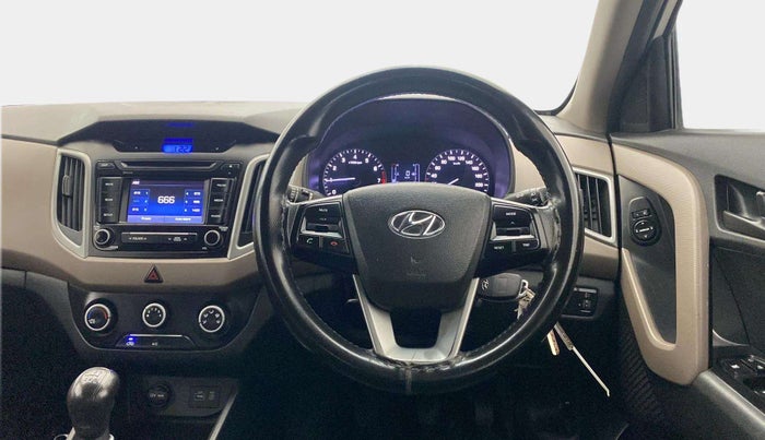 2017 Hyundai Creta E PLUS 1.6 PETROL, Petrol, Manual, 59,695 km, Steering Wheel Close Up