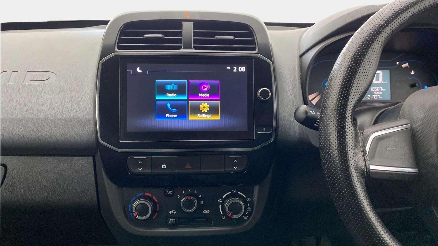 2022 Renault Kwid RXT 1.0 AMT (O), Petrol, Automatic, 18,804 km, Air Conditioner