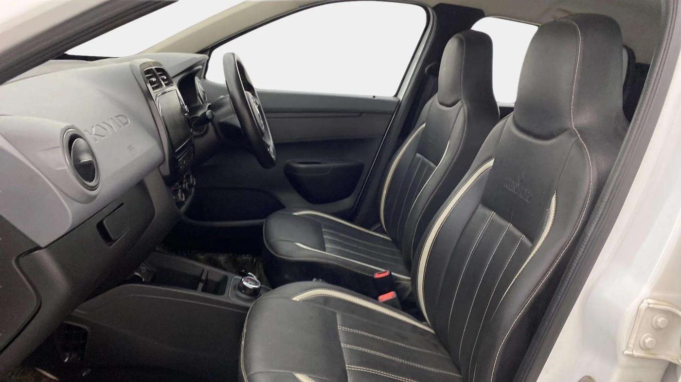 2022 Renault Kwid RXT 1.0 AMT (O), Petrol, Automatic, 18,804 km, Right Side Front Door Cabin