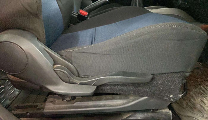 2019 Toyota Glanza V, Petrol, Manual, 69,115 km, Driver Side Adjustment Panel