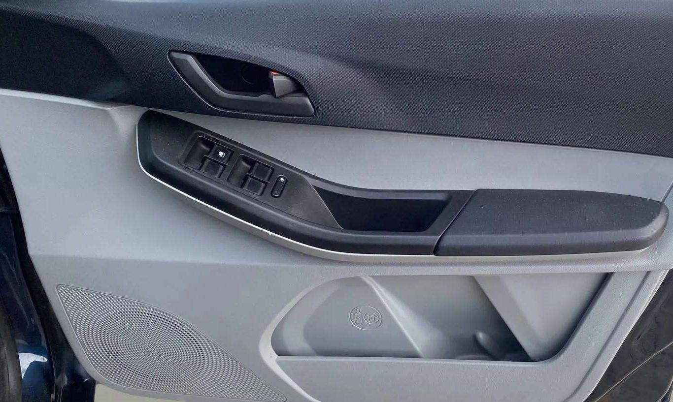 2021 Tata Tiago XT (O) PETROL, Petrol, Manual, 24,382 km, Driver Side Door Panels Control
