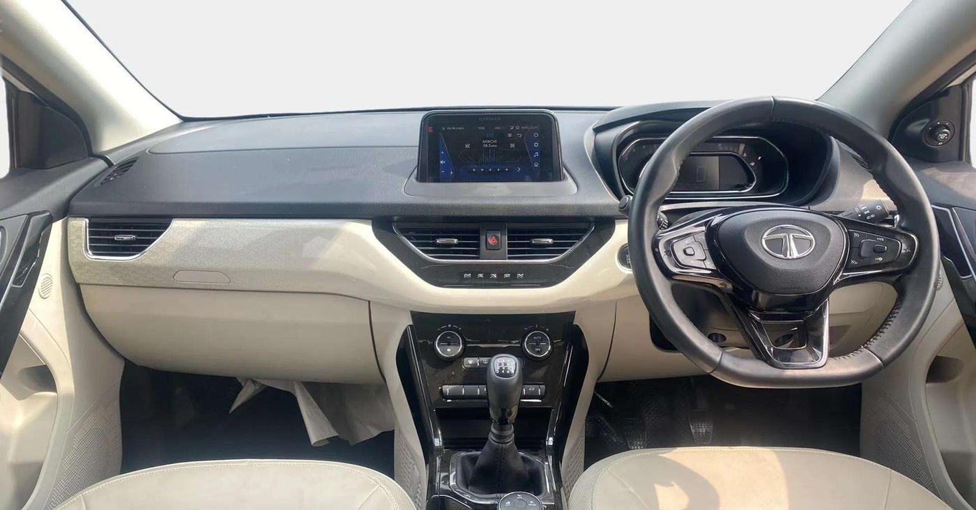 2023 Tata NEXON XZ PLUS LUXURY SUNROOF PETROL, Petrol, Manual, 7,207 km, Dashboard