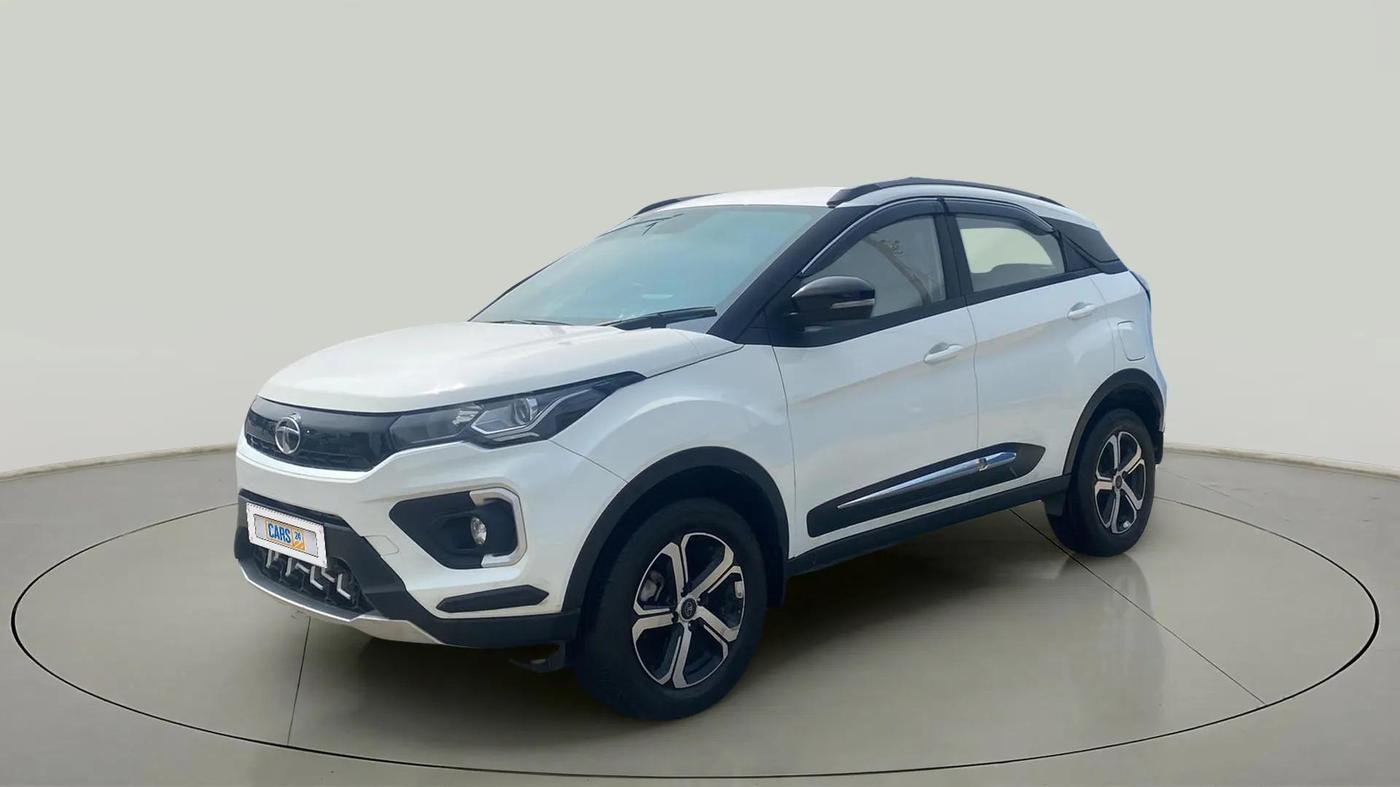 2023 Tata NEXON XZ PLUS LUXURY SUNROOF PETROL, Petrol, Manual, 7,207 km, Left Front Diagonal