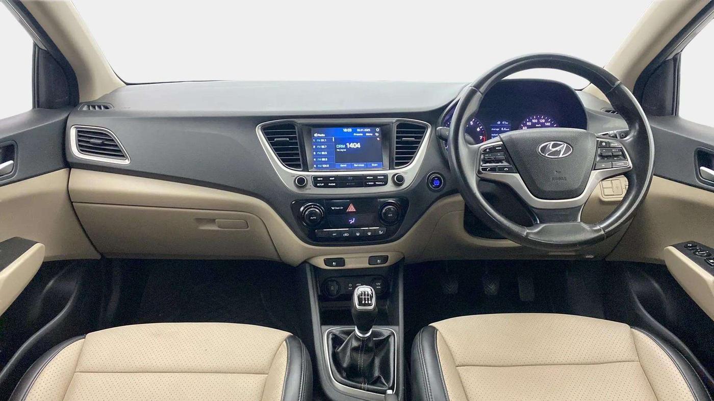 2018 Hyundai Verna 1.6 VTVT SX O, Petrol, Manual, 67,313 km, Dashboard