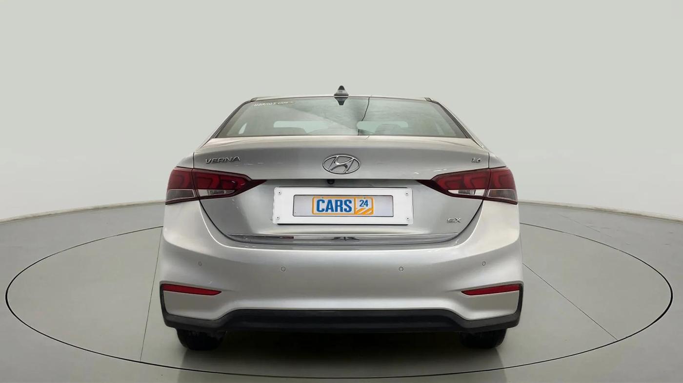 2018 Hyundai Verna 1.6 VTVT SX O, Petrol, Manual, 67,313 km, Back/Rear