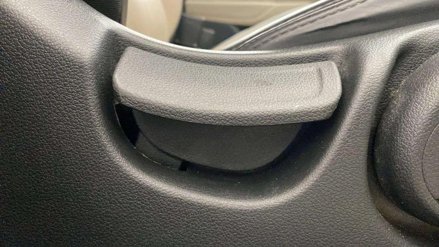 2018 Hyundai Verna 1.6 VTVT SX O, Petrol, Manual, 67,313 km, Driver Side Adjustment Panel