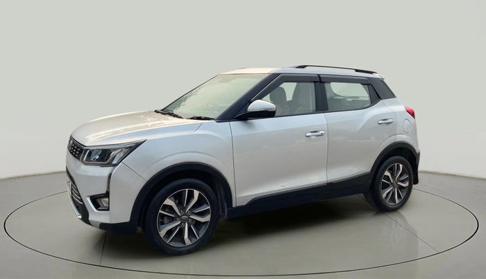 2019 Mahindra XUV300 W8 (O) 1.2 PETROL, Petrol, Manual, 41,734 km, Left Front Diagonal