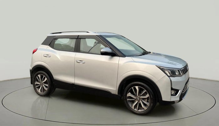 2019 Mahindra XUV300 W8 (O) 1.2 PETROL, Petrol, Manual, 41,734 km, Right Front Diagonal