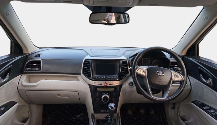 2019 Mahindra XUV300 W8 (O) 1.2 PETROL, Petrol, Manual, 41,734 km, Dashboard