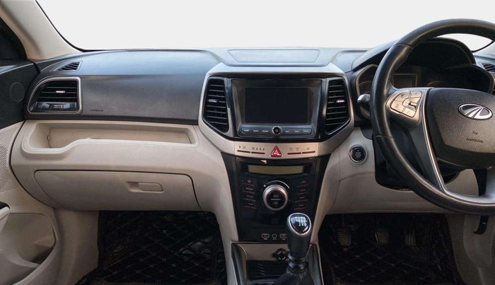 2019 Mahindra XUV300 W8 (O) 1.2 PETROL, Petrol, Manual, 41,734 km, Air Conditioner