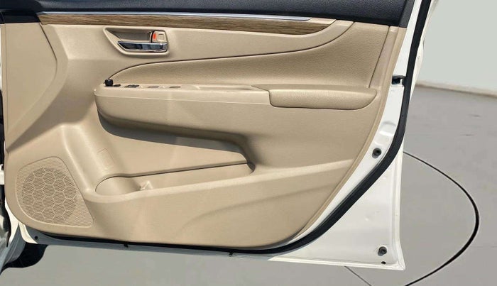 2024 Maruti Ciaz ALPHA  AT 1.5 SHVS PETROL, Petrol, Automatic, 6,728 km, Driver Side Door Panels Control