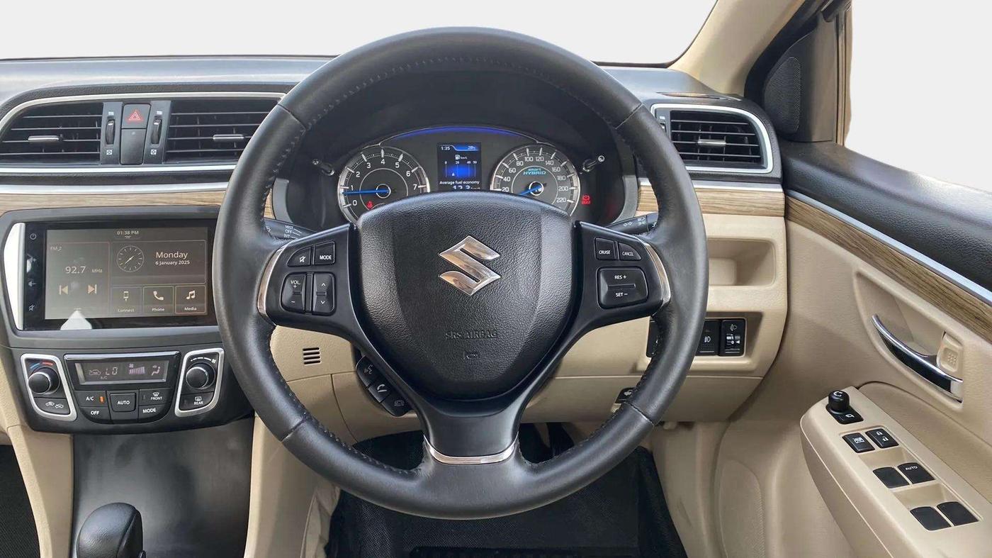 2024 Maruti Ciaz ALPHA  AT 1.5 SHVS PETROL, Petrol, Automatic, 6,827 km, Steering Wheel Close Up