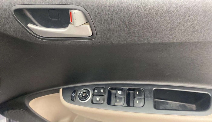 2015 Hyundai Grand i10 ASTA AT 1.2 KAPPA VTVT, Petrol, Automatic, 40,624 km, Driver Side Door Panels Control