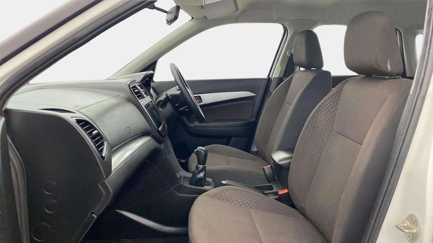 2021 Toyota URBAN CRUISER HIGH GRADE AT, Petrol, Automatic, 44,704 km, Right Side Front Door Cabin