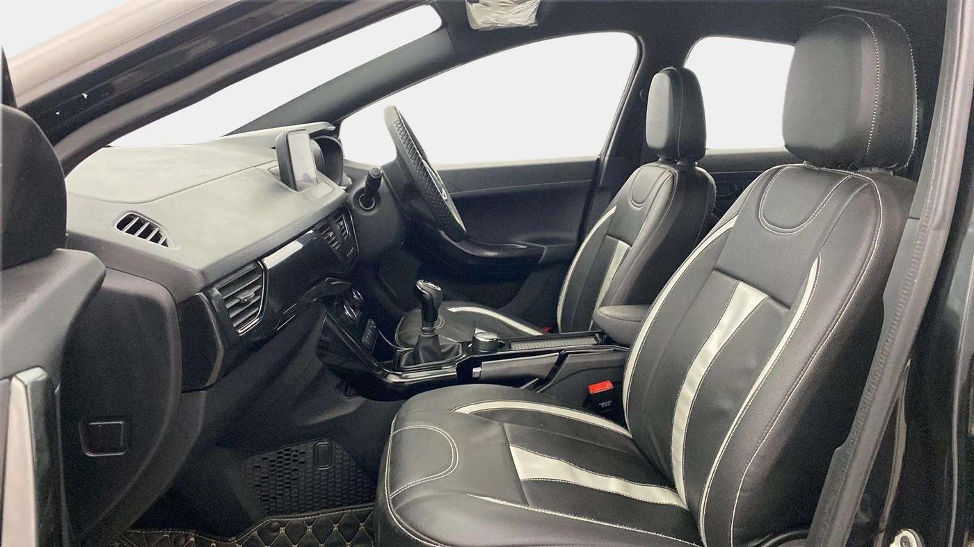 2021 Tata NEXON XZ PLUS PETROL DARK EDITION, Petrol, Manual, 26,397 km, Right Side Front Door Cabin