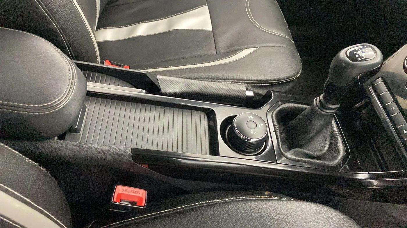2021 Tata NEXON XZ PLUS PETROL DARK EDITION, Petrol, Manual, 26,397 km, Gear Lever