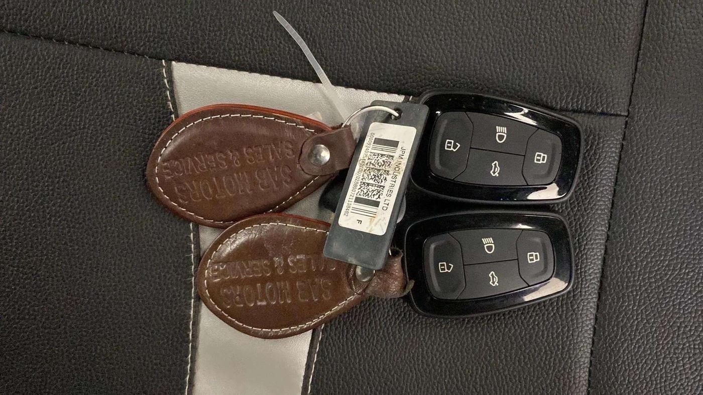2021 Tata NEXON XZ PLUS PETROL DARK EDITION, Petrol, Manual, 26,397 km, Key Close Up