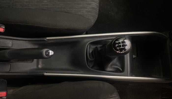 2018 Maruti Baleno ALPHA DIESEL 1.3, Diesel, Manual, 1,08,331 km, Gear Lever