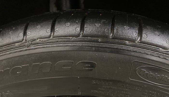 2018 Maruti Baleno ALPHA DIESEL 1.3, Diesel, Manual, 1,08,331 km, Right Rear Tyre Tread