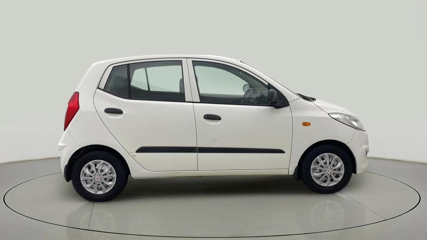 2015 Hyundai i10 MAGNA 1.1, Petrol, Manual, 74,716 km, Right Side View
