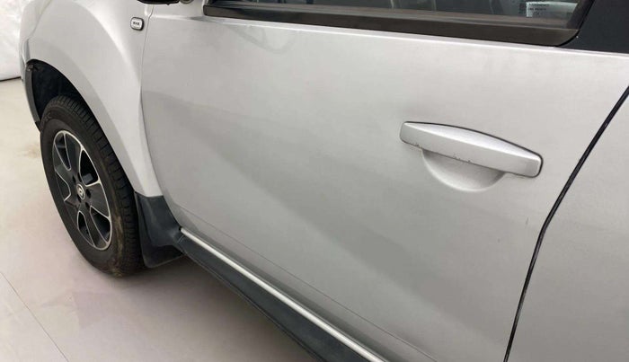 2019 Renault Duster RXS CVT, Petrol, Automatic, 72,132 km, Front passenger door - Slightly dented