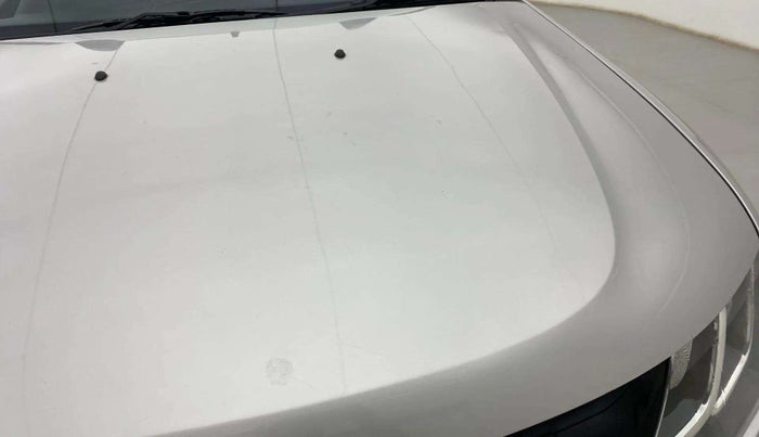 2019 Renault Duster RXS CVT, Petrol, Automatic, 72,132 km, Bonnet (hood) - Slightly dented