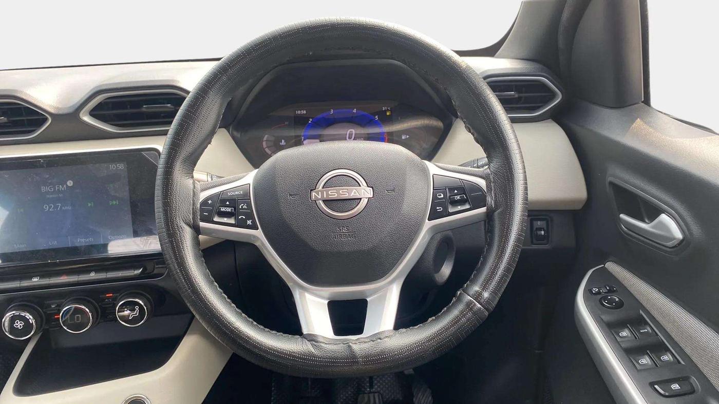 2022 Nissan MAGNITE XV MT, Petrol, Manual, 11,883 km, Steering Wheel Close Up