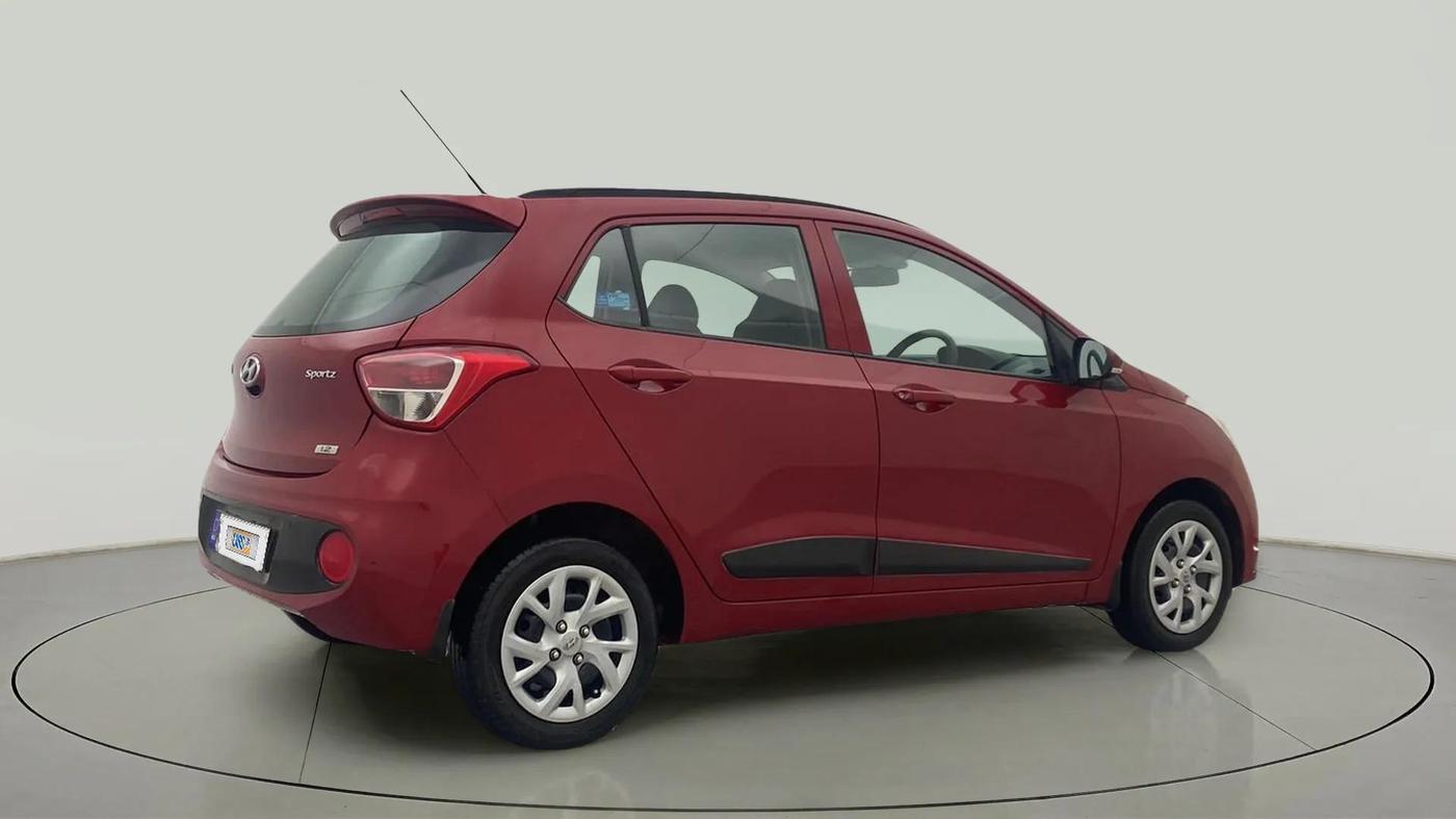 2019 Hyundai Grand i10 SPORTZ 1.2 KAPPA VTVT, Petrol, Manual, 29,704 km, Right Back Diagonal