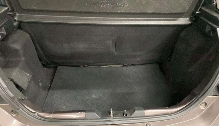 2017 Tata Tiago XZA PETROL, Petrol, Automatic, 33,760 km, Boot Inside