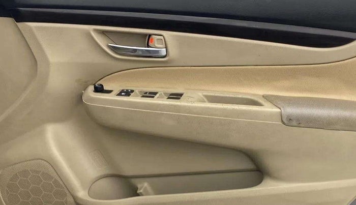 2015 Maruti Ciaz VXI+, Petrol, Manual, 54,274 km, Driver Side Door Panels Control