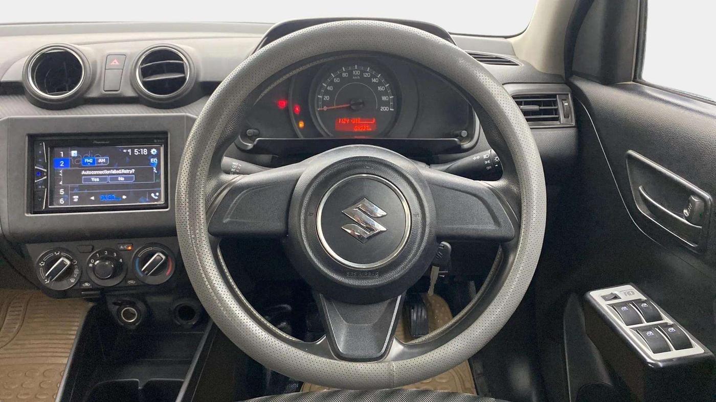 2021 Maruti Swift LXI, Petrol, Manual, 84,899 km, Steering Wheel Close Up