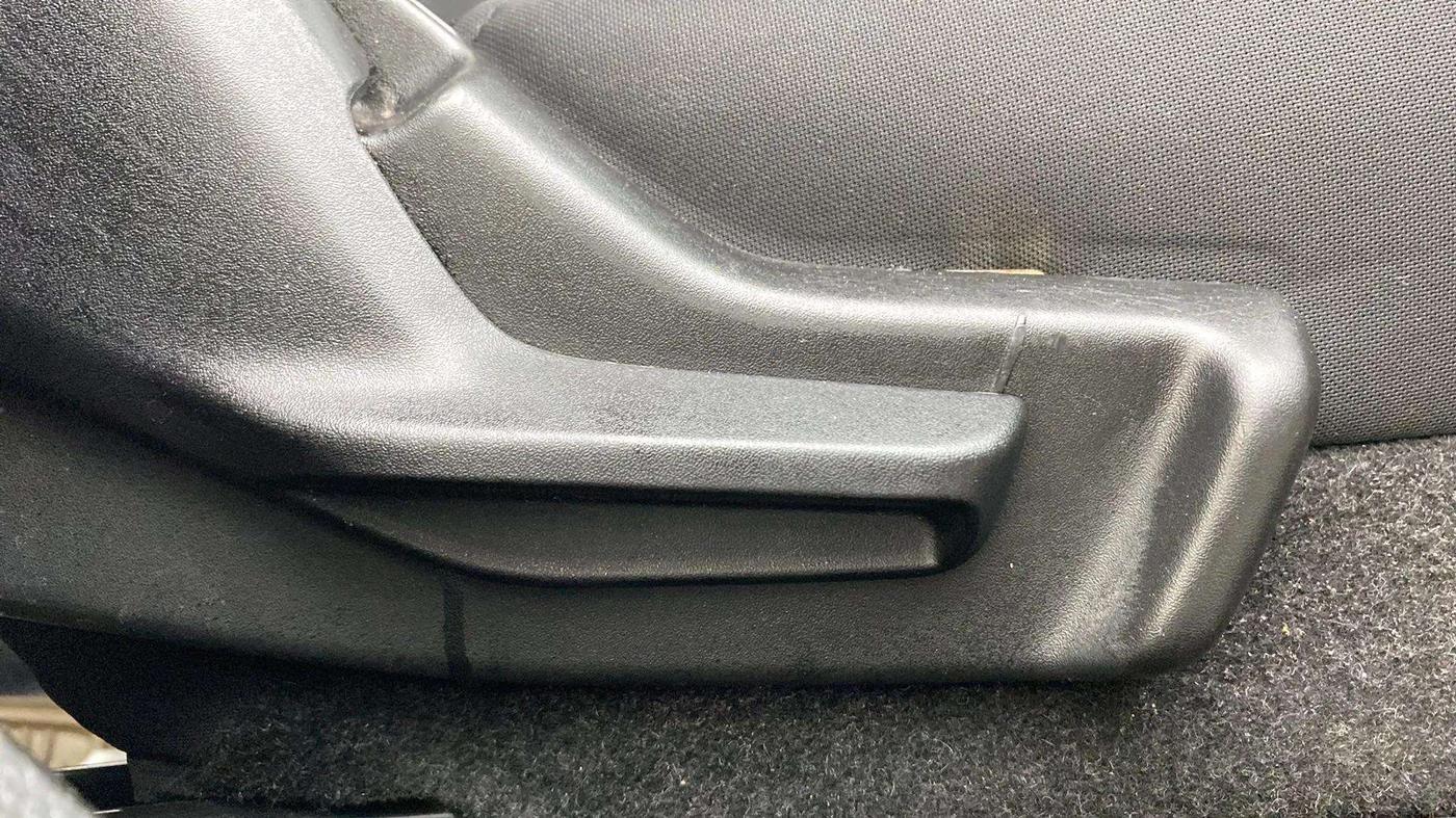 2021 Maruti Swift LXI, Petrol, Manual, 84,899 km, Driver Side Adjustment Panel