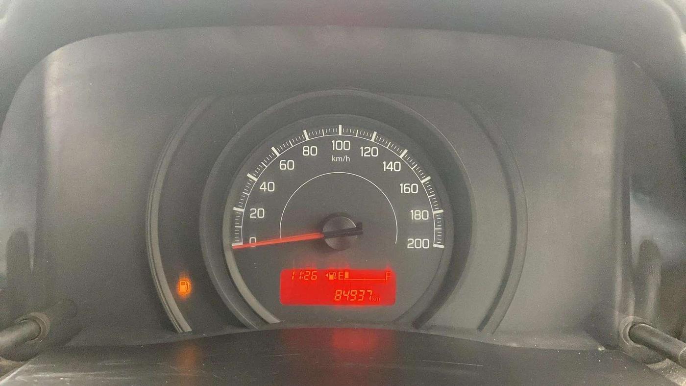 2021 Maruti Swift LXI, Petrol, Manual, 84,899 km, Odometer Image