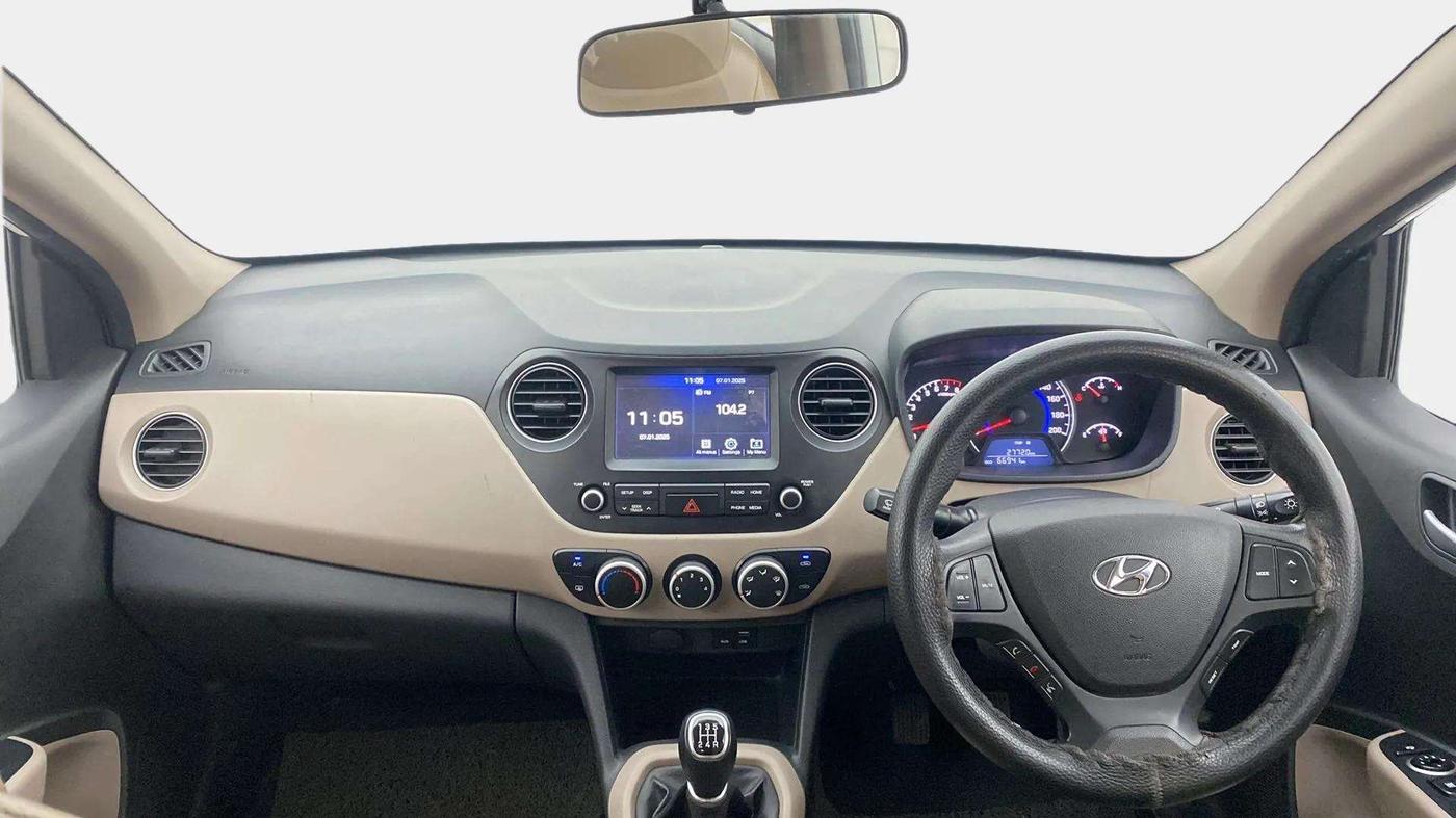 2019 Hyundai Grand i10 SPORTZ 1.2 KAPPA VTVT, Petrol, Manual, 66,934 km, Dashboard