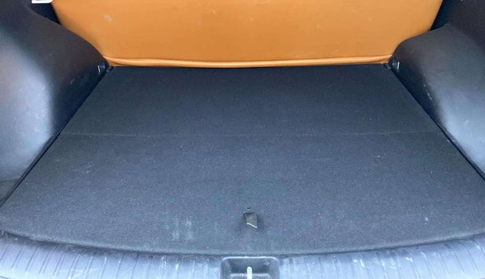 2019 KIA SELTOS HTK PLUS 1.5, Petrol, Manual, 85,935 km, Boot Inside