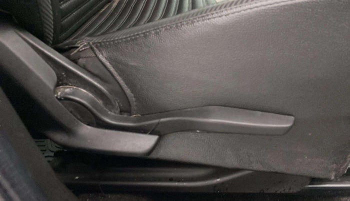2019 Maruti Baleno ALPHA PETROL 1.2, Petrol, Manual, 29,734 km, Driver Side Adjustment Panel